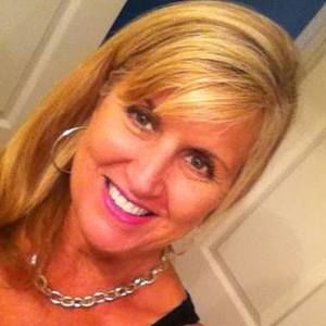 Meet your Posher, Connie